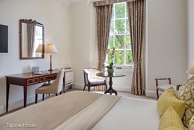 Taplow House Hotel Bedroom