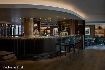 Bar-3.jpg