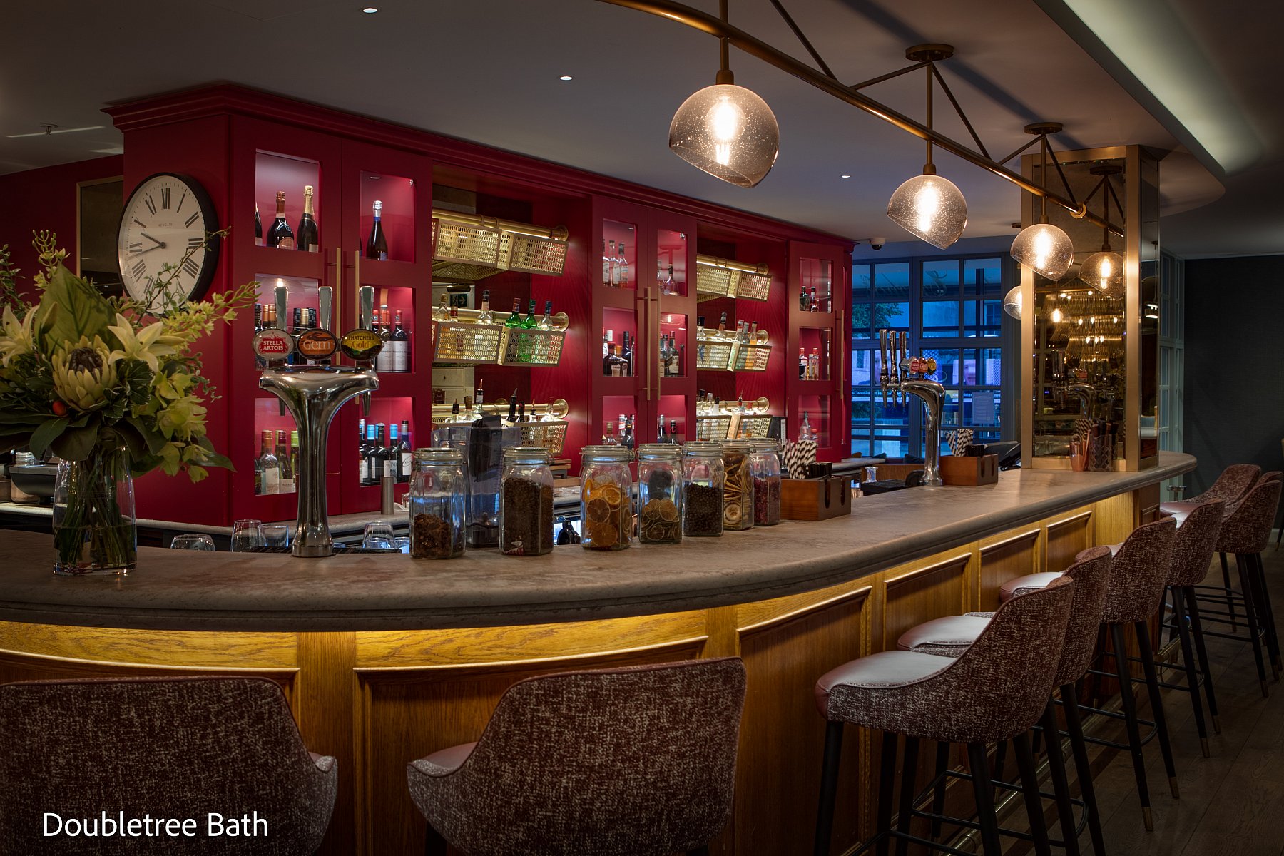 Bar-2.jpg